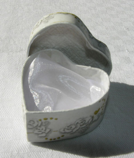 Boite porte-alliances Modèle Coeur  (2)